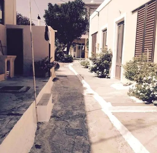The Citrus House Καλαβάρδα
